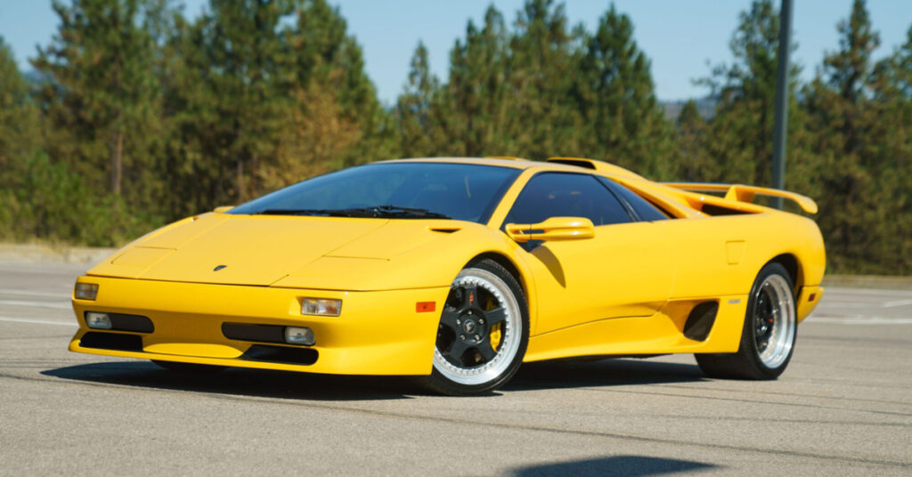 Lamborghini Diablo: Power and Prestige