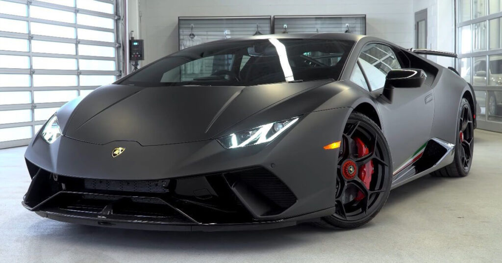 Aventador: The Modern-Day Flagship